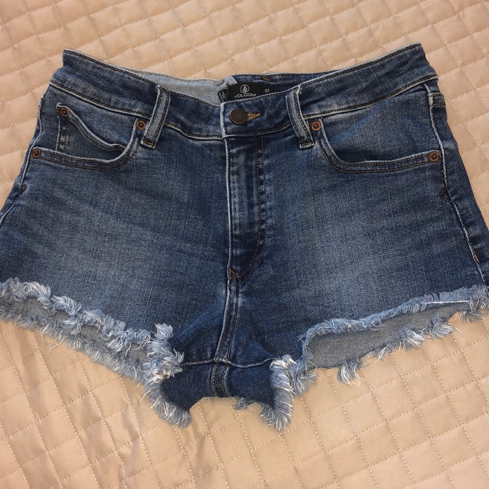volcom jean shorts (mid rise)